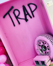 Load image into Gallery viewer, Bougie Trap Experience (Package)