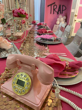 Load image into Gallery viewer, Bougie Trap Experience (Package)