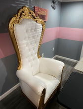 Load image into Gallery viewer, Thrown Chair Rental
