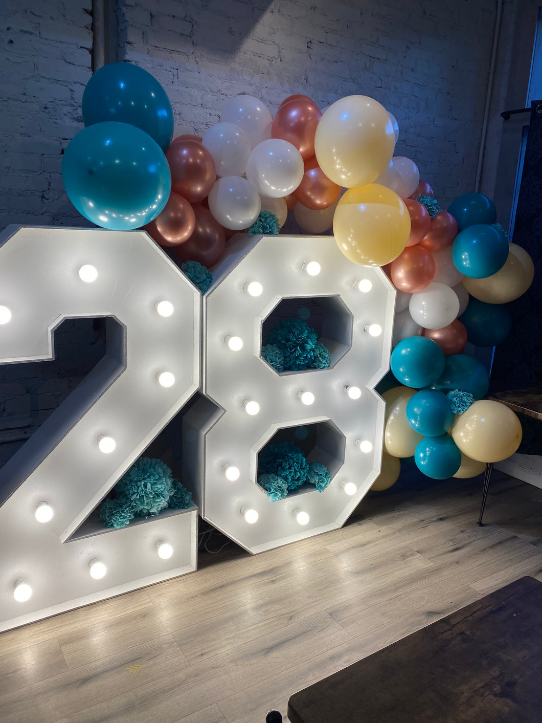 5 Feet Marquee Numbers & Balloon Garland